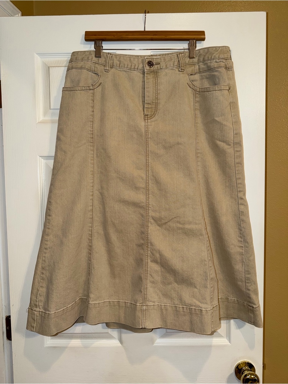 CJ Banks Tan A-Line Maxi Skirt. Size 16W. Euc